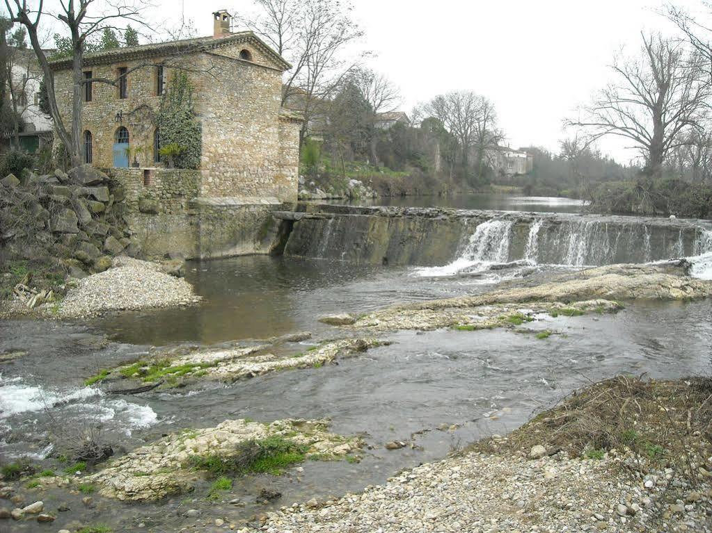 Hotel Ecusson Saint-Hilaire-de-Brethmas Esterno foto